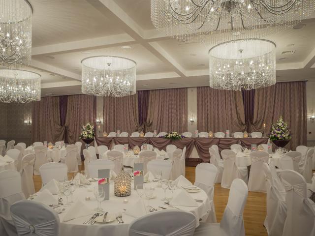 Our Stunning Balavaun Suite if ideal for Weddings, Diner Dances, Gala Balls or private functions