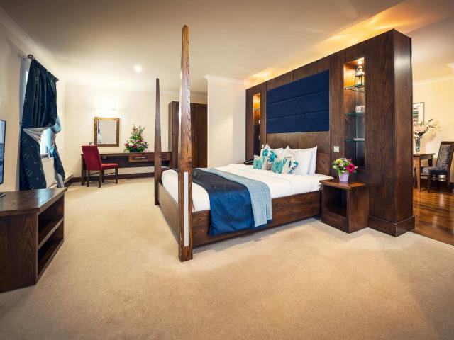 Our Junior Suites feature a built-in Jacuzzi, bathrobe and slippers