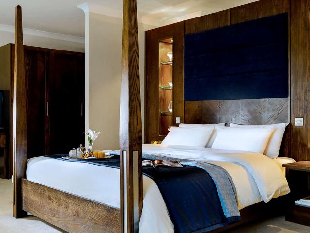 Our Junior Suites feature a built-in Jacuzzi, bathrobe and slippers