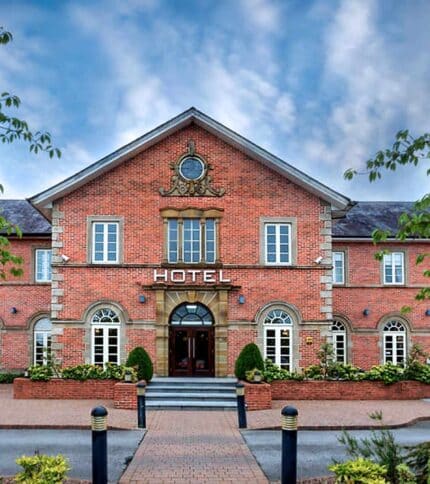 Exterior Hotel Cavan