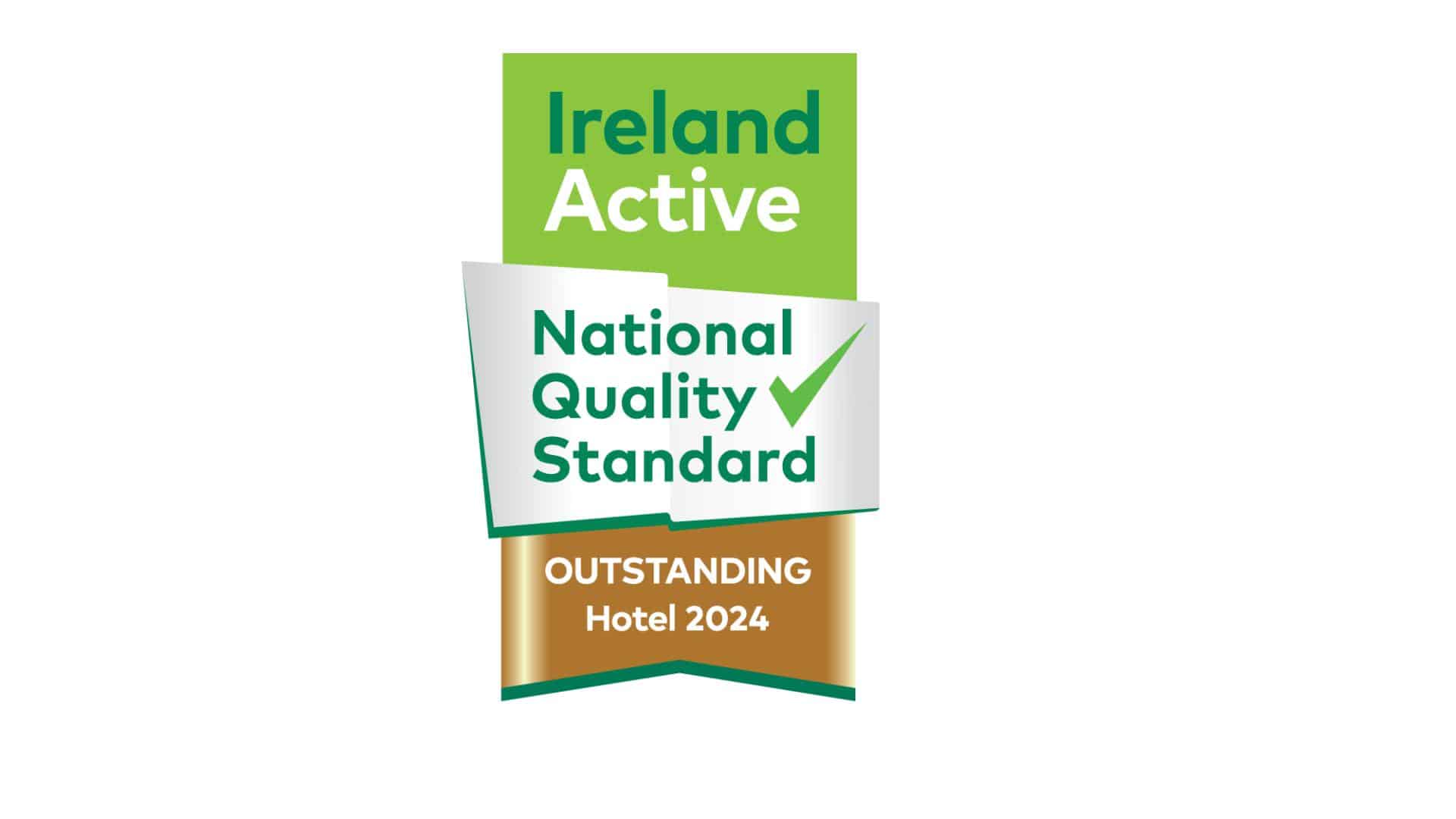ia_nqs_outstanding_hotel_cmyk_2024