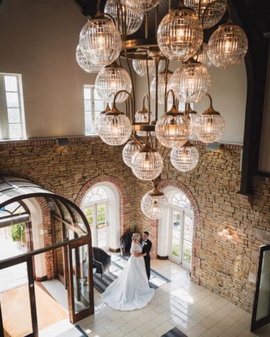 Aine_Oriol_Stone lobby